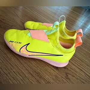 NIKE JR ZOOM MERCURIAL SUPERFLY 9 ACADEMY INDOOR DJ5615-780 BIG KIDS SIZE 1.5Y